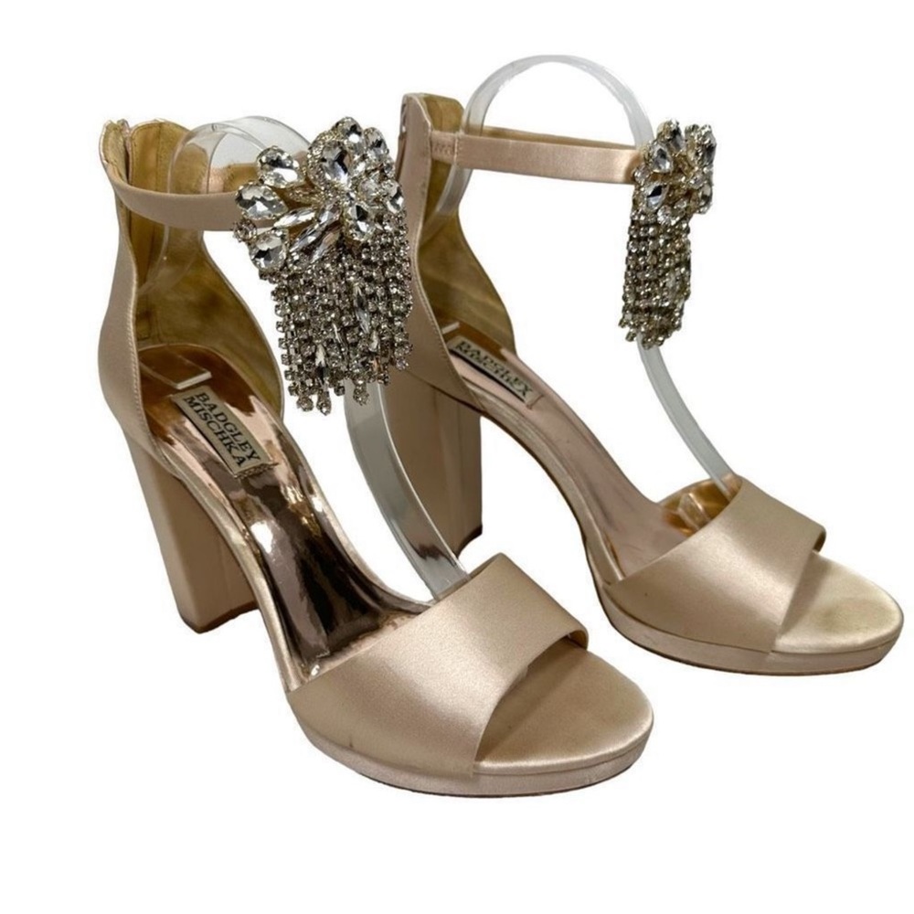 Badgley Mischka Fascinate shoes 9.5